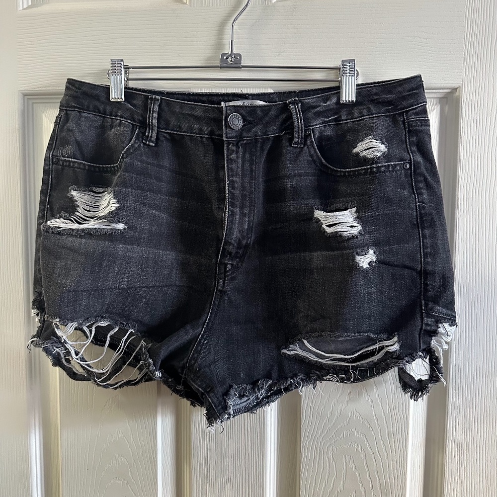 black distressed jean shorts